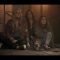Teen girls in handcuffs and leg irons | 電視劇Big Sky女孩赤腳戴腳銬